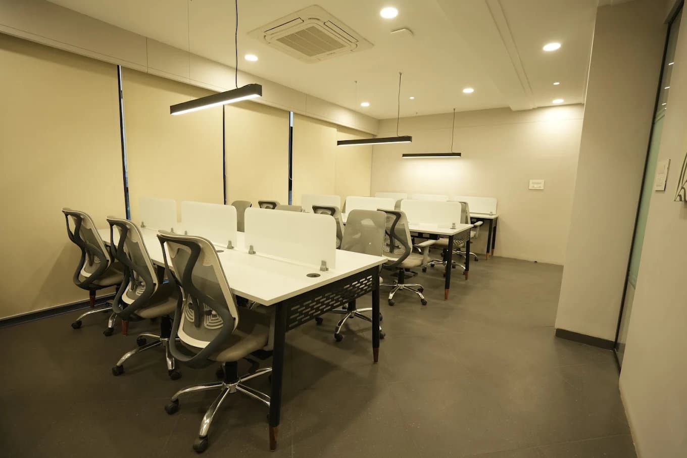 Workdesq Coworking