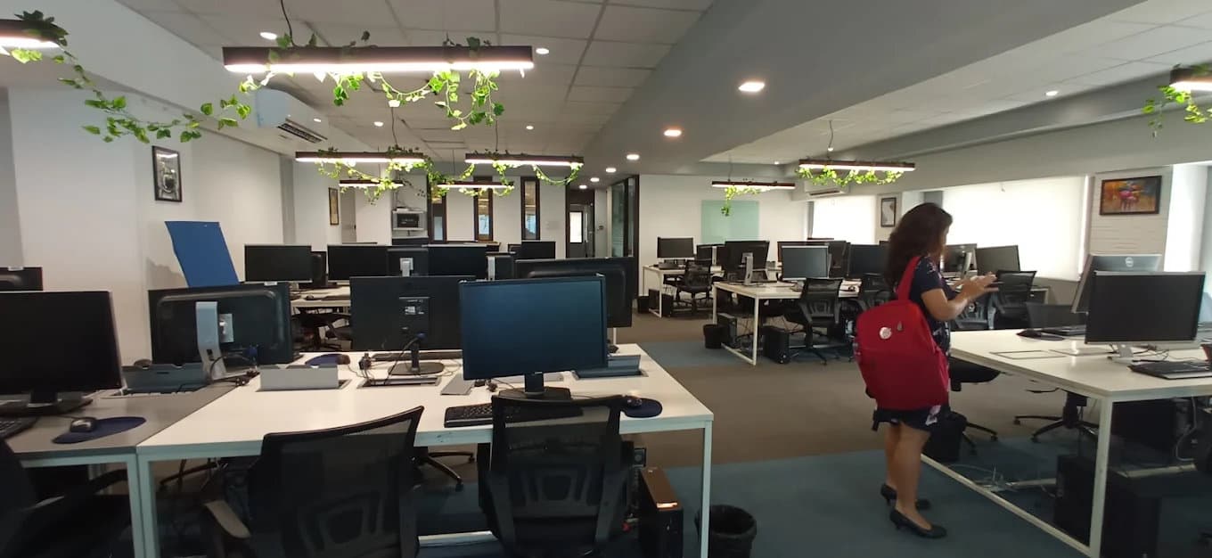 Bootstart - Arcadian Building