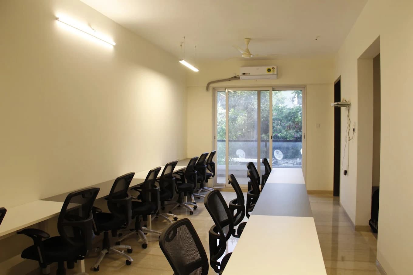 Powerpoint Coworking- One West
