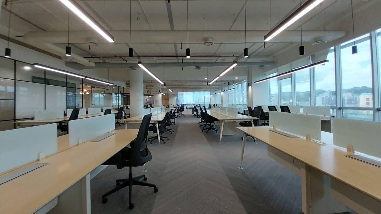 Rohan Mithila Business Park
