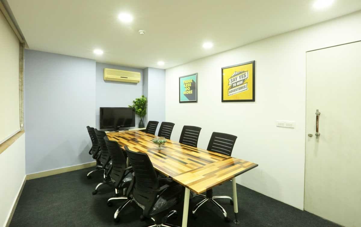 Pranava'S Interlux