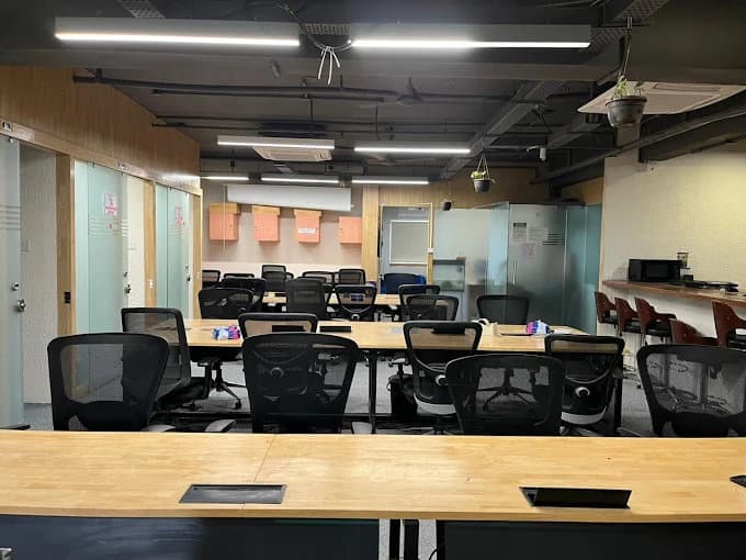 Cs Coworking Spaces