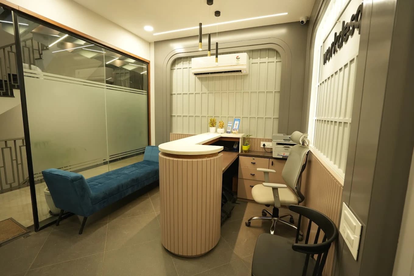 Workdesq Coworking