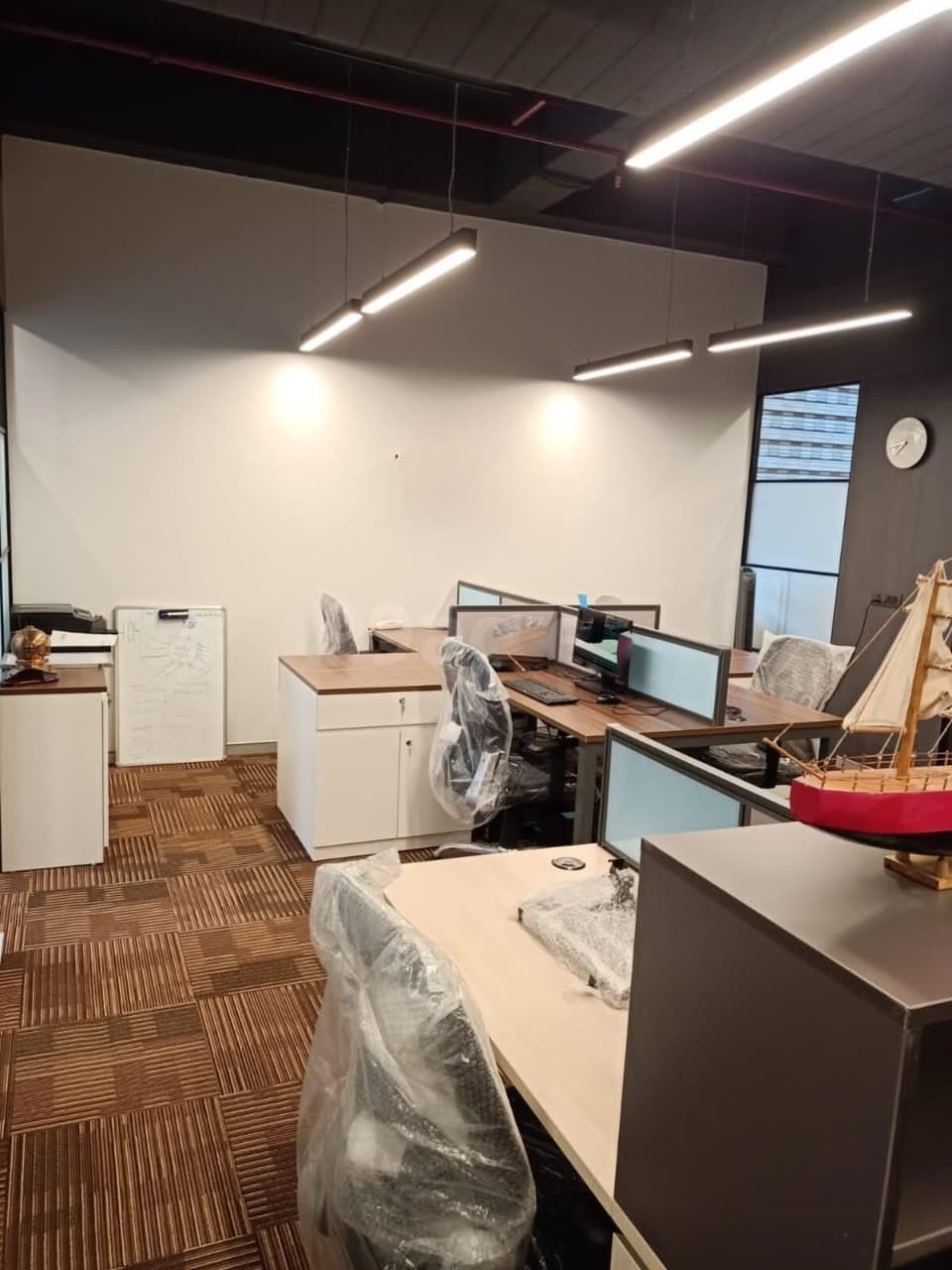 Solitaire Business Hub I.