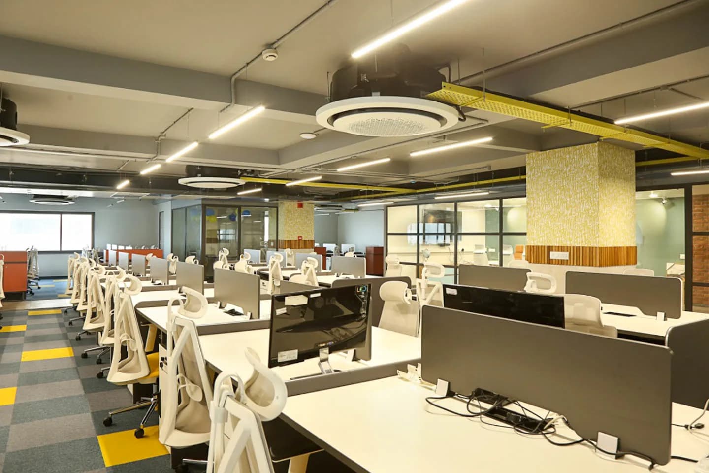 C21 Business Park