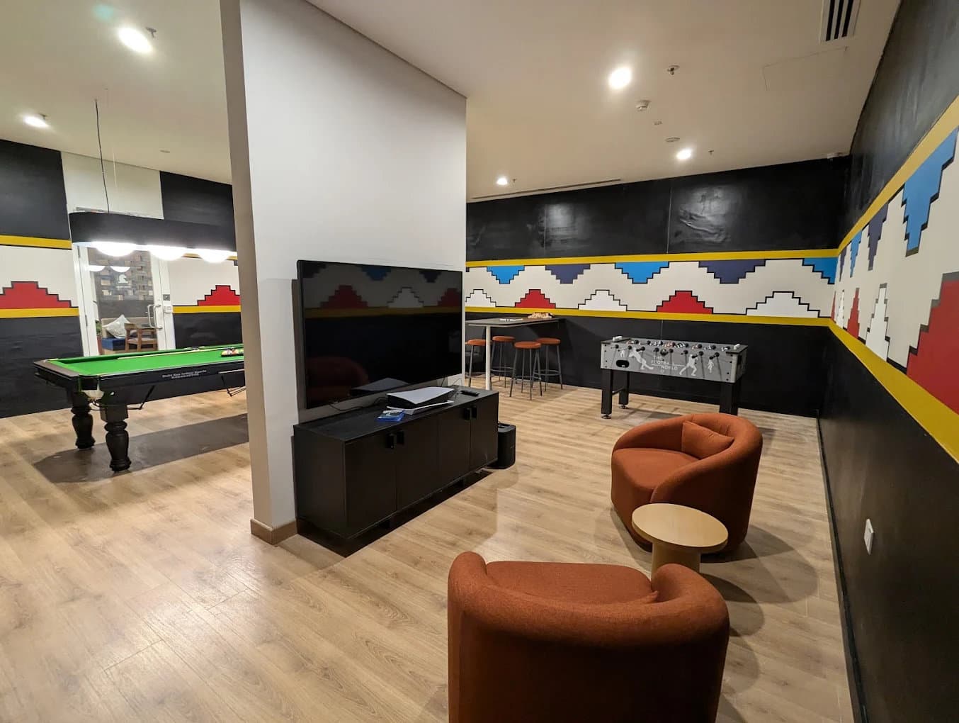 Wework - Amnora Crest